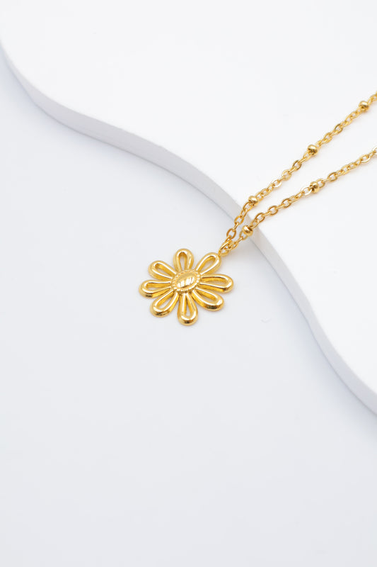 Collier pendentif fleur en acier inoxydable dorée